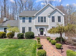 93 Bee Mountain Rd, Oxford, CT 06478