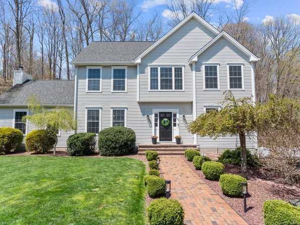 93 Bee Mountain Road, Oxford, CT 06478