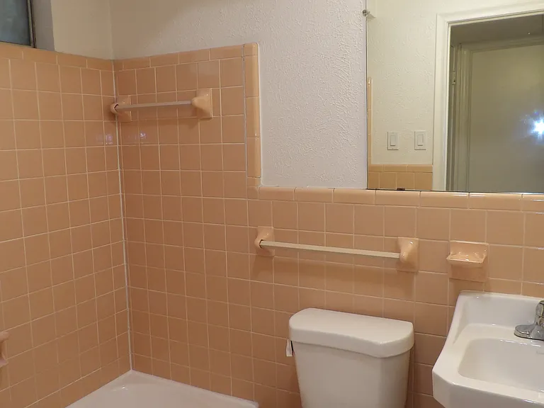 4405 McKinney Ave #201 — Photo 13