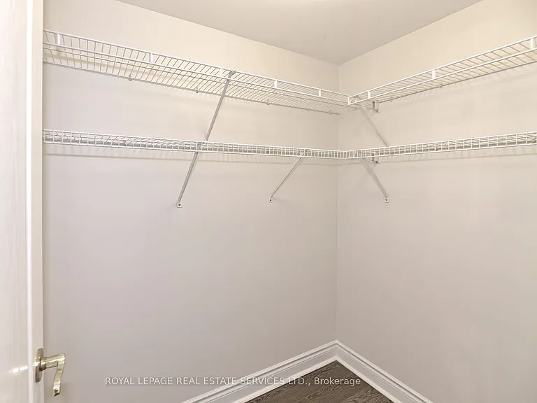 350 Princess Royal Dr #1705 — Photo 15