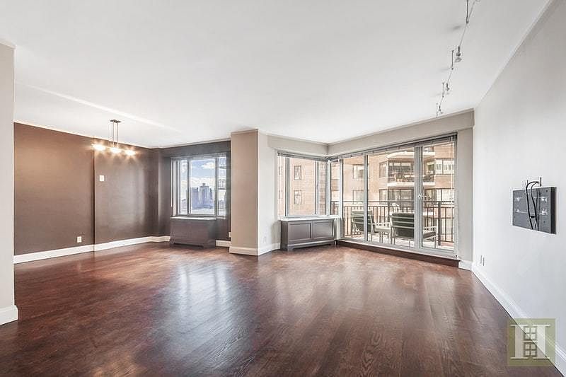 1st image of 60 Sutton Pl S #14EN