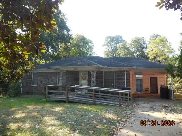 4415 Lakeshore Dr, Shreveport, LA 71109