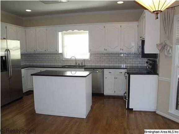 Marble countertops, tile