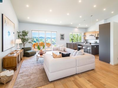 105 Hillcroft Way, Walnut Creek, CA, 94597