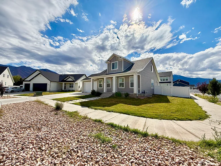 1348 E 900 S — Photo 3
