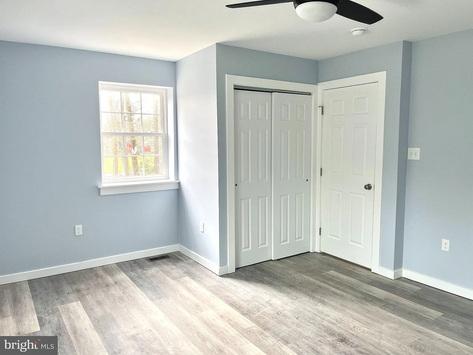 1 bed, 1.0 bath, 1100 sqft, $1,650 — Photo 4