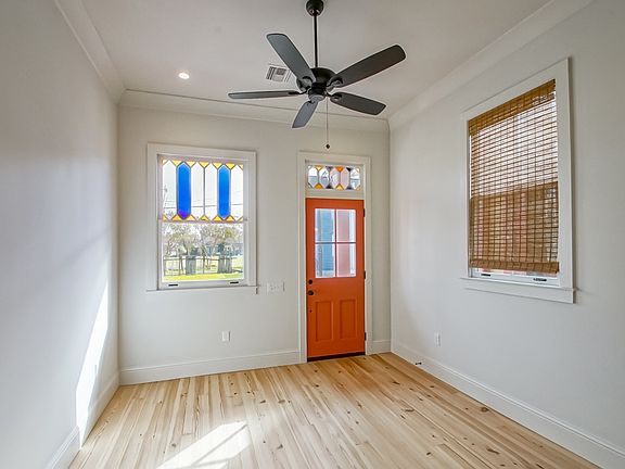 3rd image of 2128 Valmont St #2128