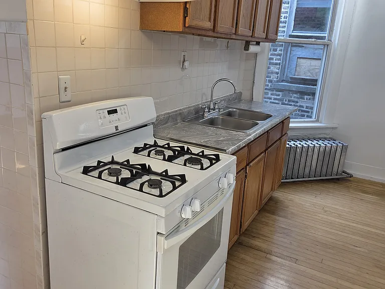 3105 W Augusta Blvd — Photo 16
