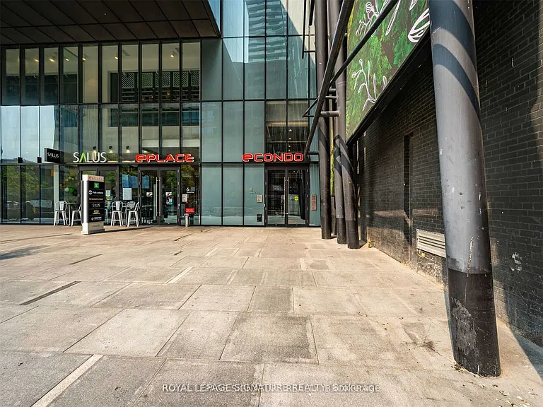 8 Eglinton Ave E #5303 — Photo 39