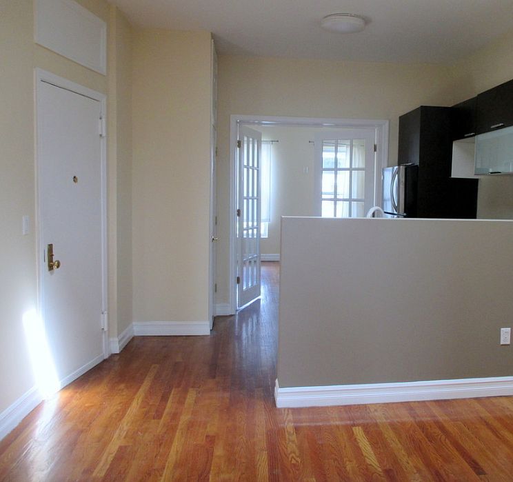 1st image of 590 Vanderbilt Ave APT 3