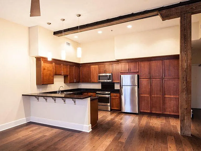 1101 Decatur St — Photo 4
