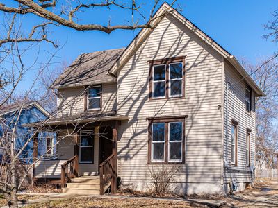 71 S Jackson St, Elgin, IL, 60123