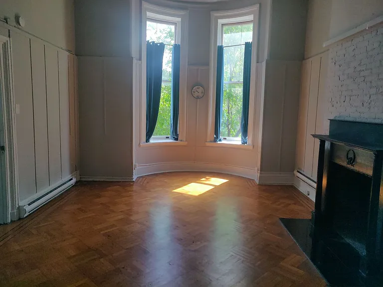 For Rent: Urban Luxury at 914 N. Charles St Your City Lifestyle Awaits! — Photo 40