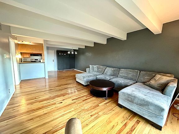 2nd image of 1433 N Williams St APT 500