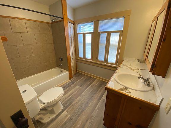 2nd image of 1111 W 8th Ave