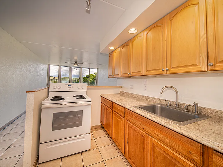 111 Kahului Beach Rd #D413 — Photo 6