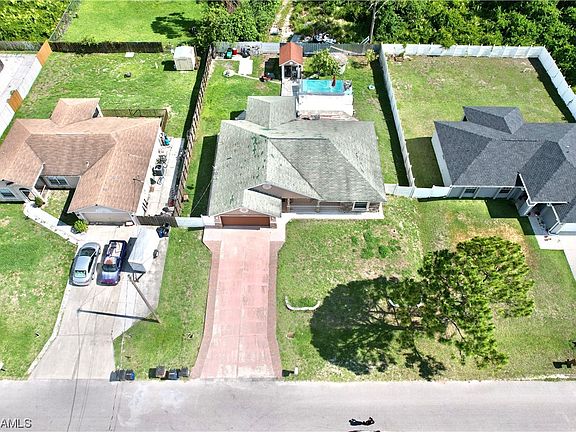 3rd image of 2615 20th St W