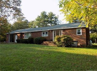 121 McCoy Ln, Statesville, NC 28677