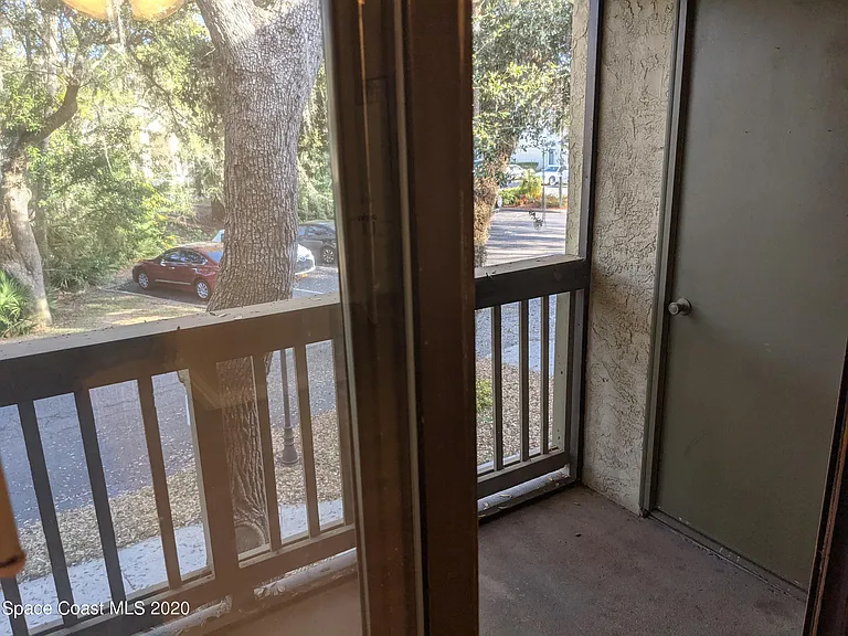 3510 Sable Palm Ln #E — Photo 17