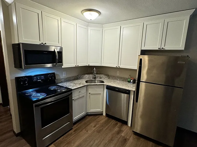 3720 West 32nd Street — Photo 17