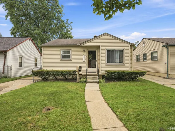5735 N Silvery Ln, Dearborn Heights, MI 48127