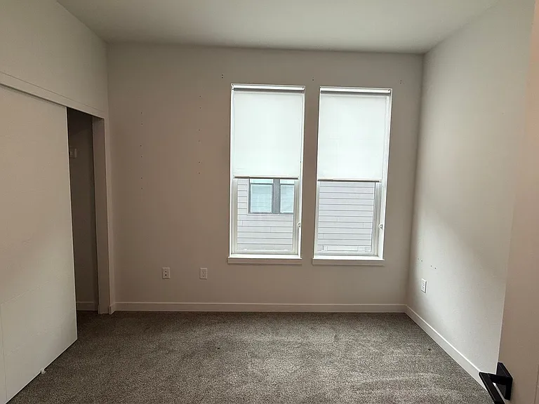 Emerald Townhomes — Photo 45