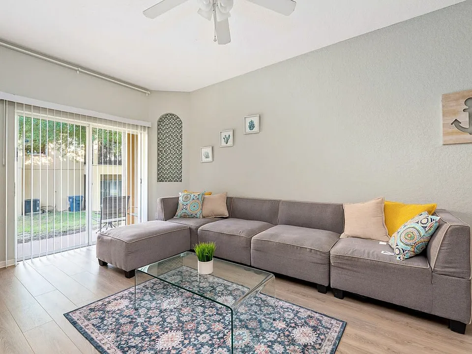 243 Palermo St #ID1018215P