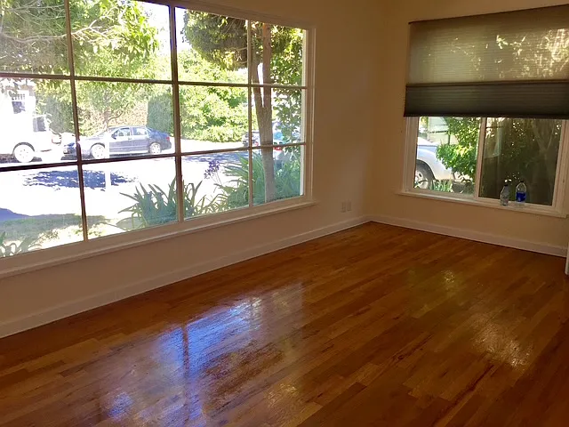 219 Peyton St — Photo 7