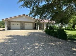 7275 N Chmelka Rd, Garden City, KS 67846