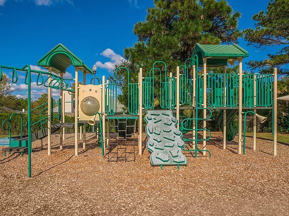 3rd image of 8720 Windsor Lake Blvd APT 511