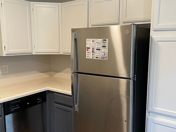 3rd image of 507 Bowery St #1S
