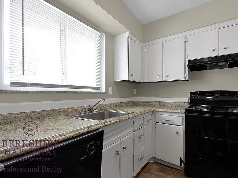 2375 Belcher Dr — Photo 22