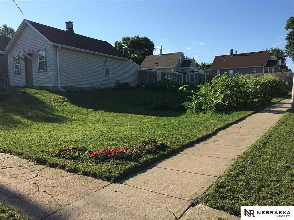 2nd image of 3309 R St