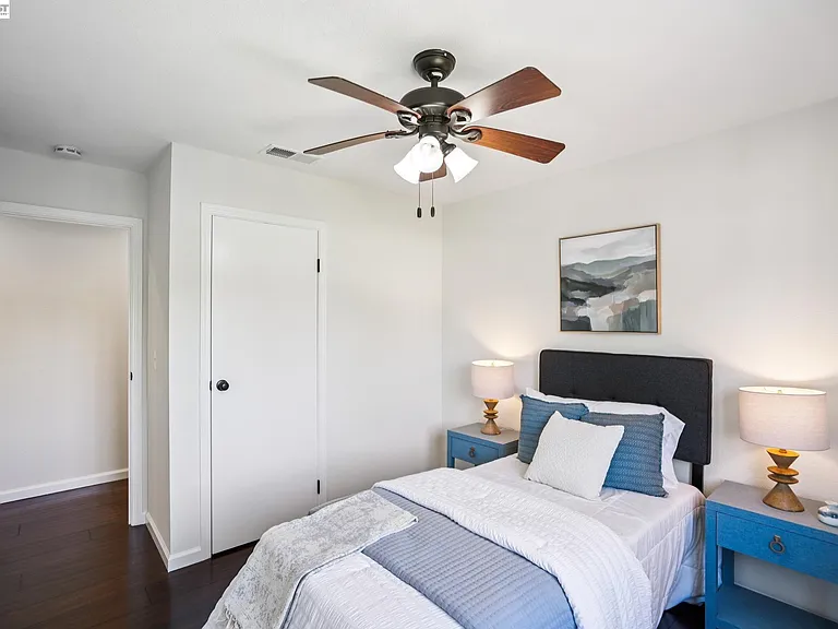 201 Ramon Pl — Photo 42