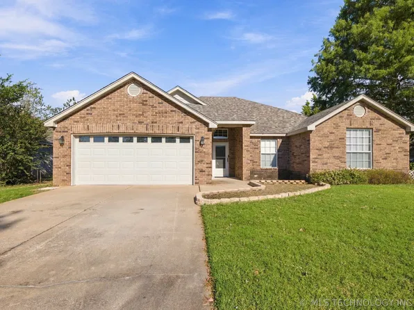 11844 N 107th East Pl, Collinsville, OK 74021