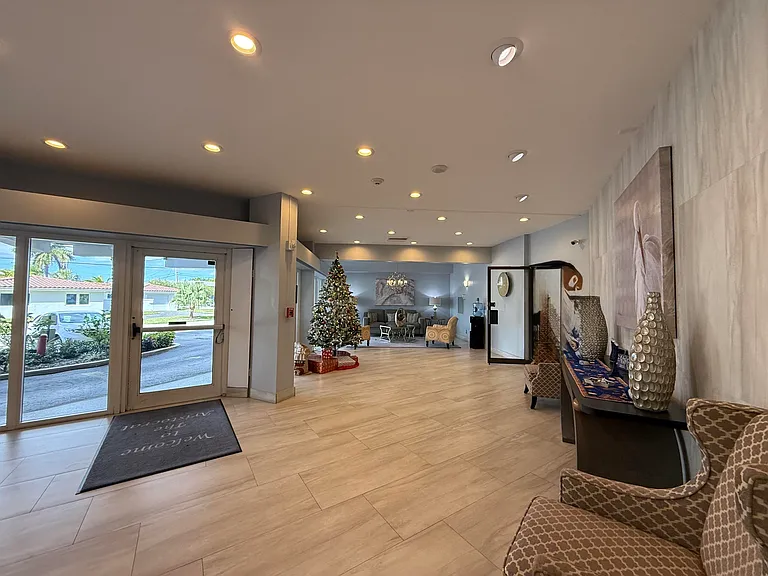 1200 Hibiscus Ave #806 — Photo 2