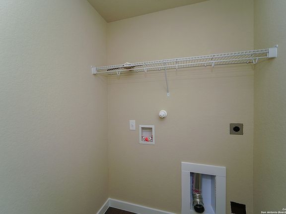 5th image of 7515 Toldeo Bend