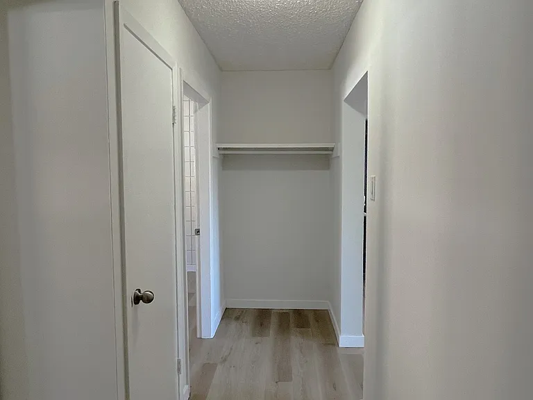 16316 106a Ave NW — Photo 22