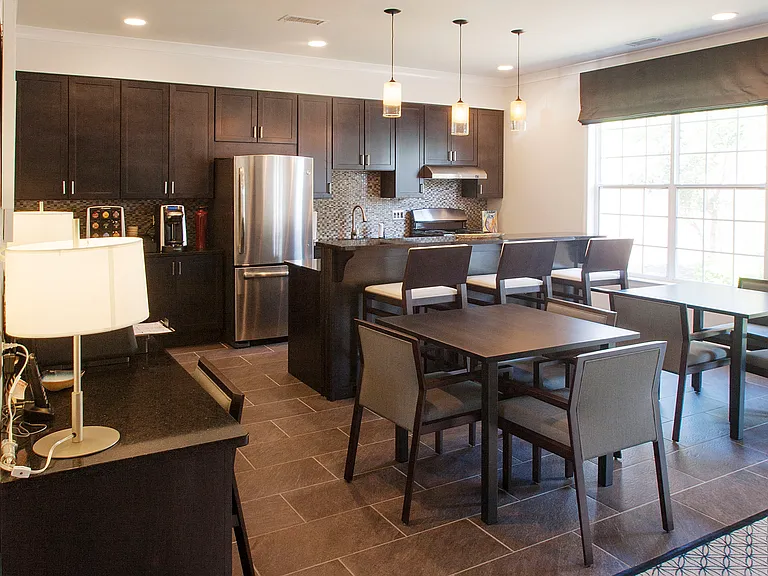 Carriage Pointe at Aquia Kitchen Area 2