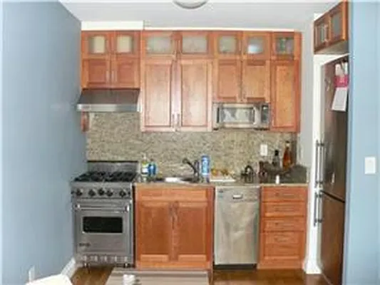 Rented by New York Residence | media 22