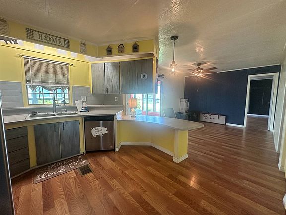 4th image of 7300 20th St Lot 208