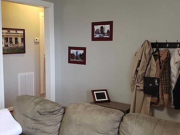 4th image of 2105 Wedgewood Ave