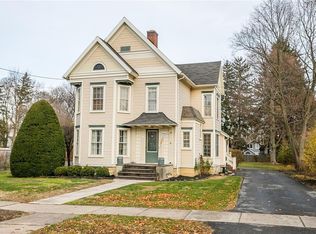 428 East Ave, Newark, NY 14513