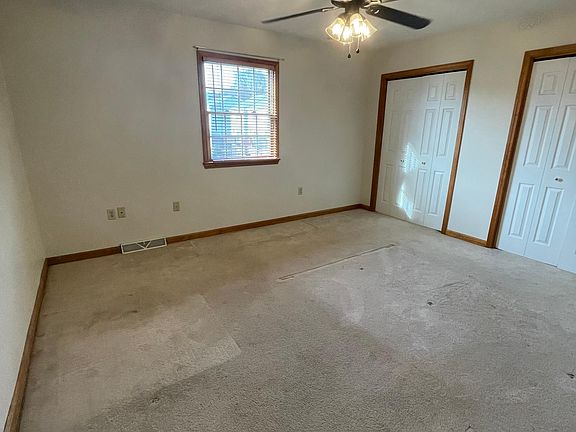 5th image of 504 Cattail Ln