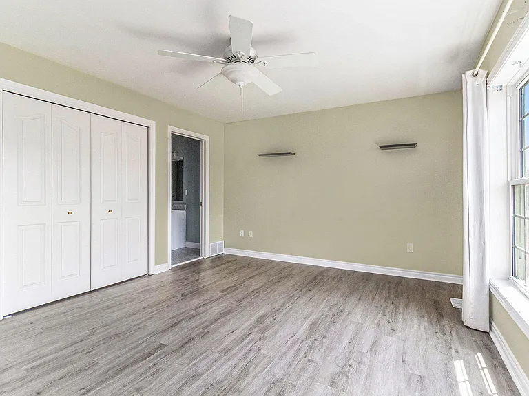 1017 Bluestem Ln — Photo 16