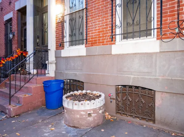 932 N 5th St #3, Philadelphia, PA 19123