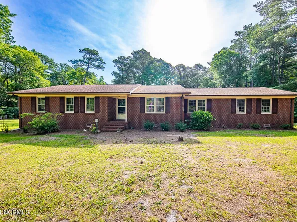 10279 Nc 306, Arapahoe, NC 28510
