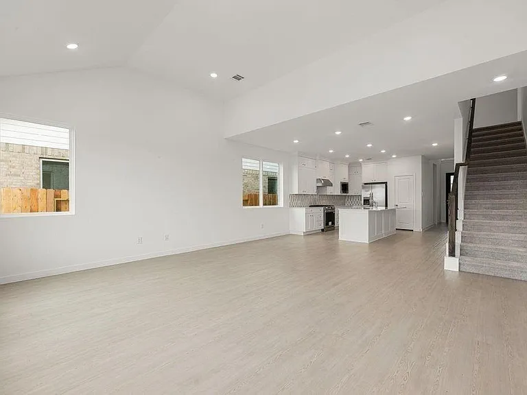 6411 Symphony Wave Dr — Photo 13