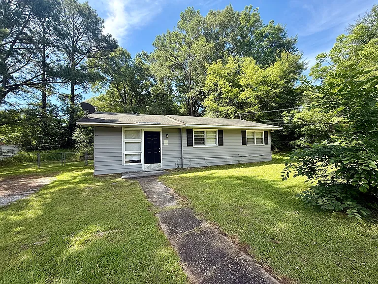 3630 Dundale Rd — Photo 1