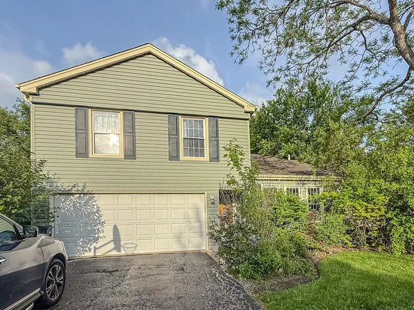 (undisclosed Address), Deerfield, IL 60015